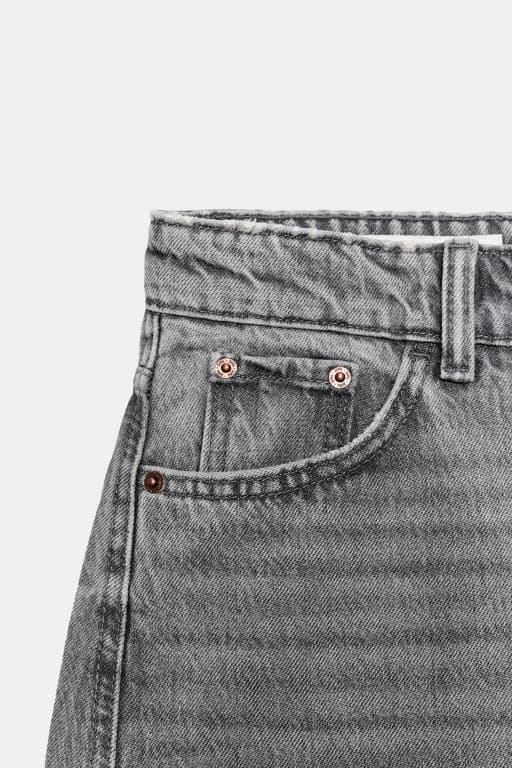 Mid rise cropped jeans
