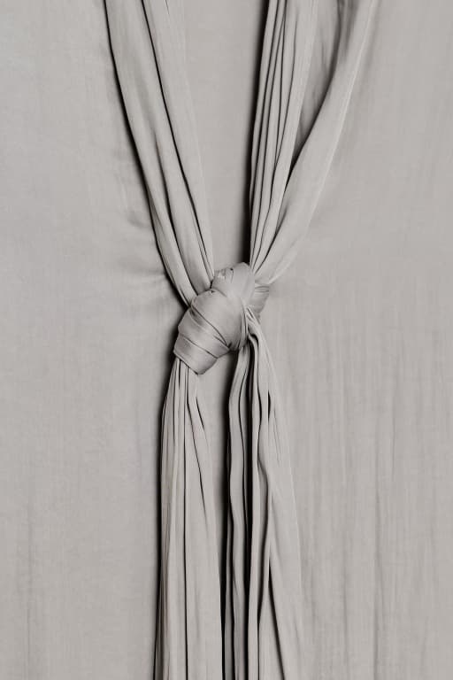 Tied neckline blouse