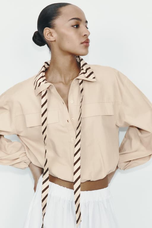 Contrast collar poplin top