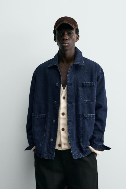 Relaxed fit denim jacket with pockets