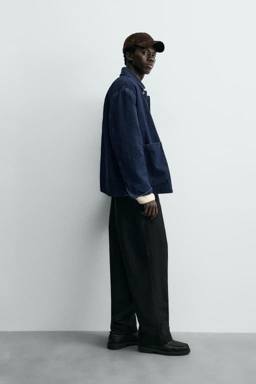 Relaxed fit denim jacket with pockets