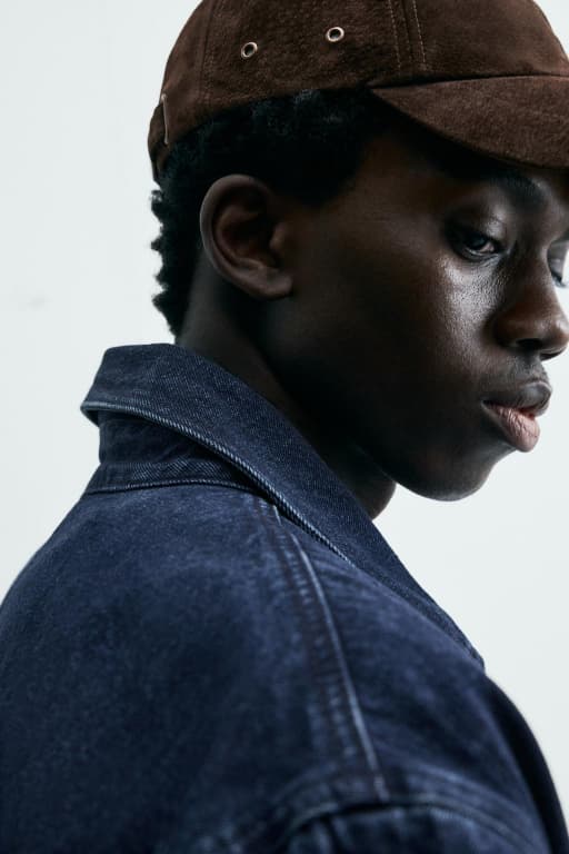 Relaxed fit denim jacket with pockets