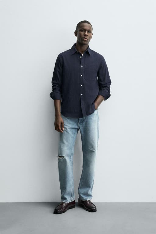 Regular fit textured shirt