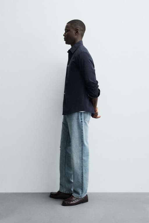 Regular fit textured shirt