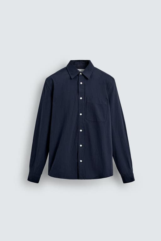 Regular fit textured shirt