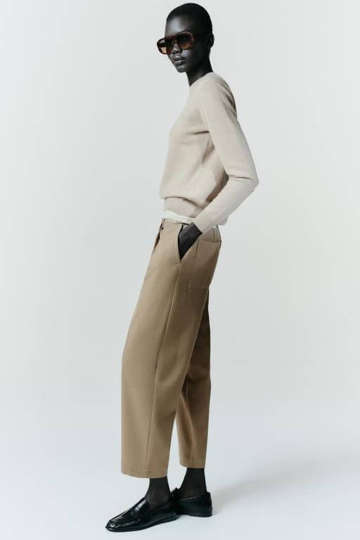 Pleated pants