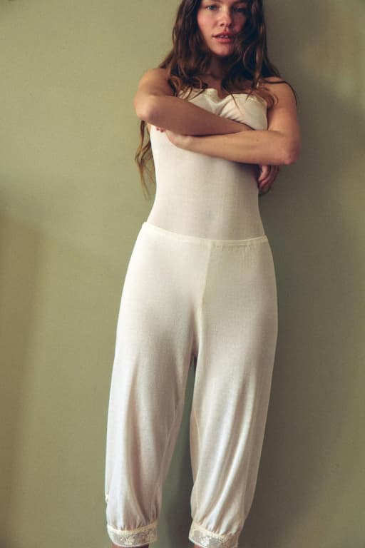 Fine knit lace pants